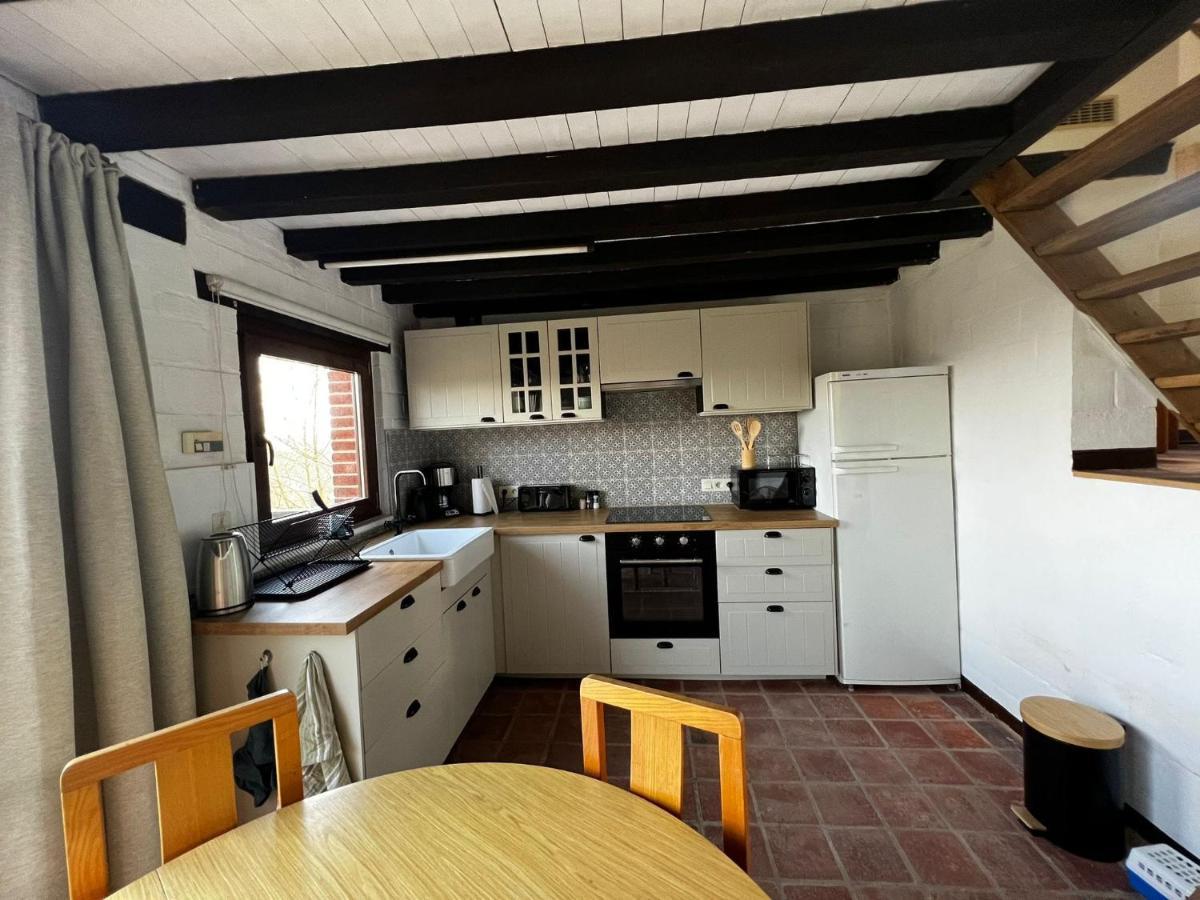 La Cabane D'Helie - Cottage En Pleine Foret - Domaine Du Bonsoy Hastiere-par-dela 외부 사진